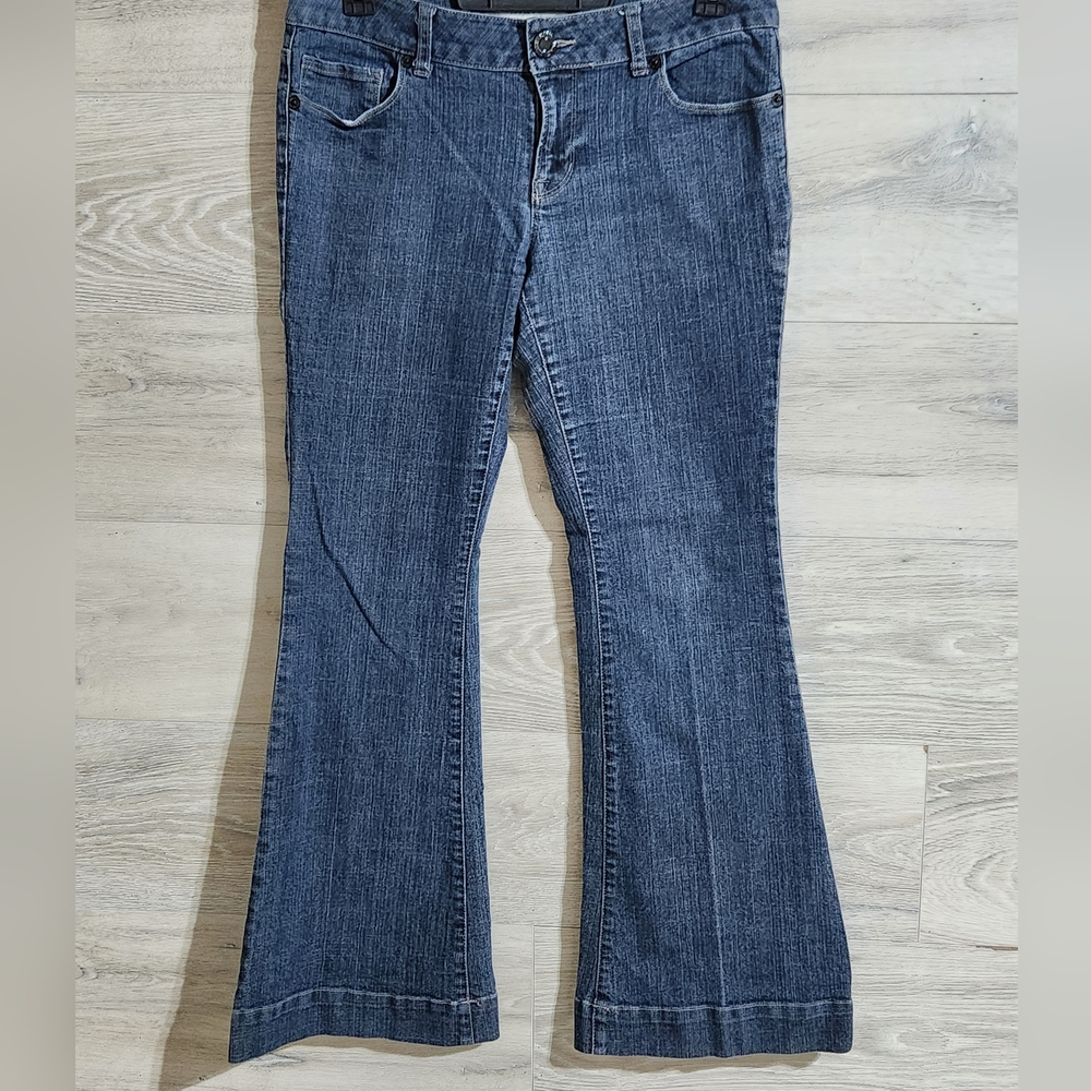Women's MIX IT Flare Leg Jeans Size 12